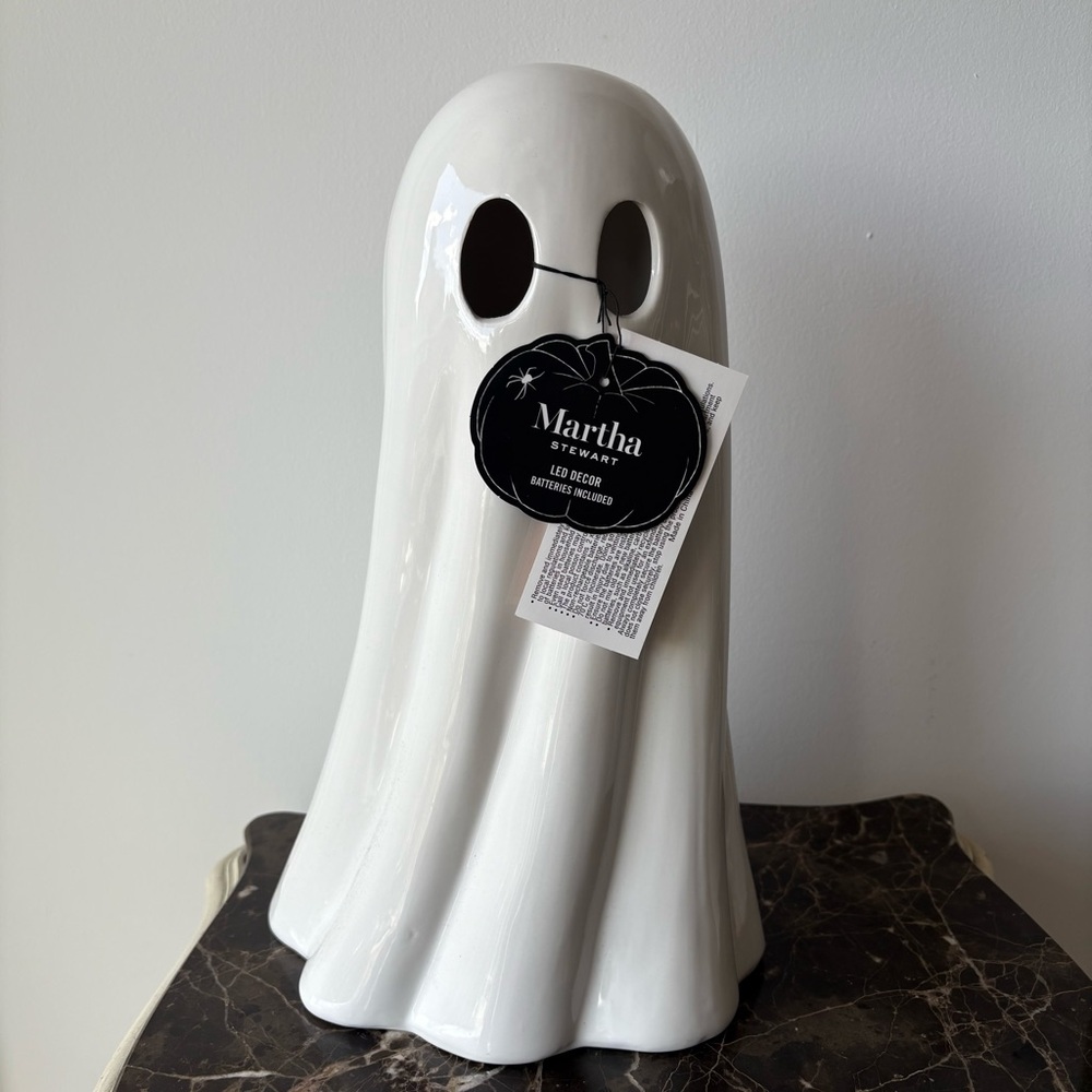 NEW HomeGoods Large Martha Stewart White Ceramic LED Ghost